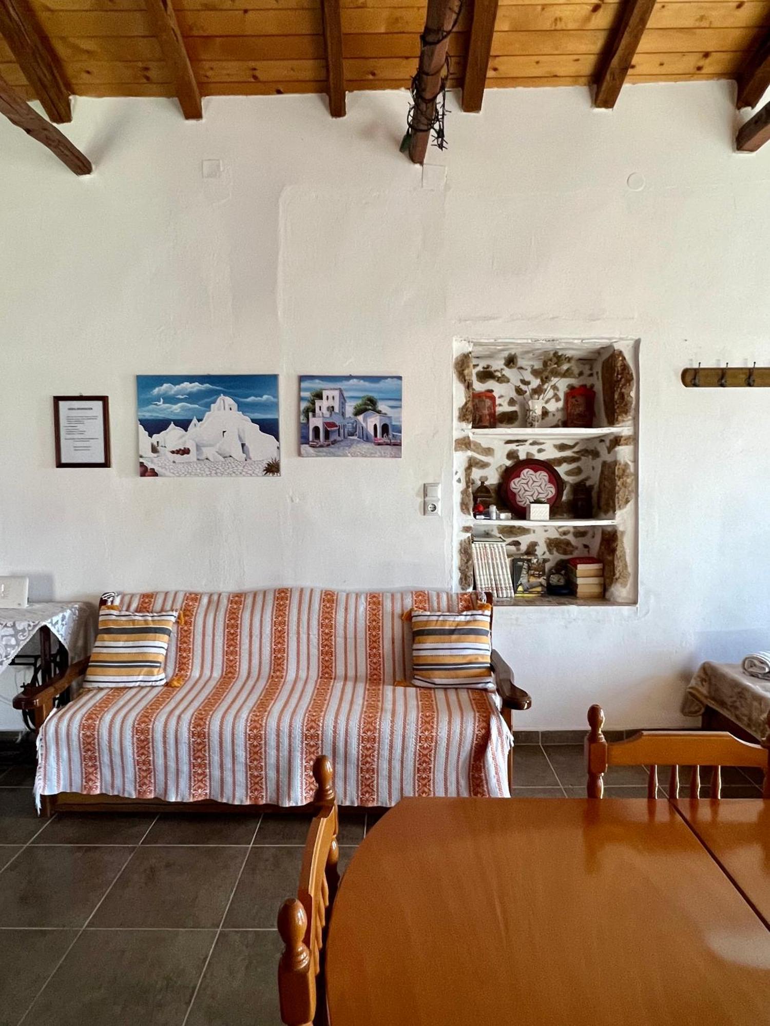 Politeika Traditional House Tirós المظهر الخارجي الصورة